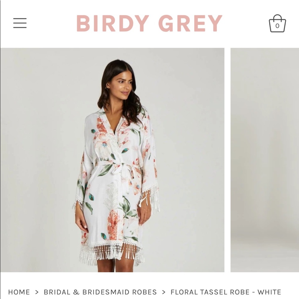 FLORAL TASSEL ROBE - WHITE